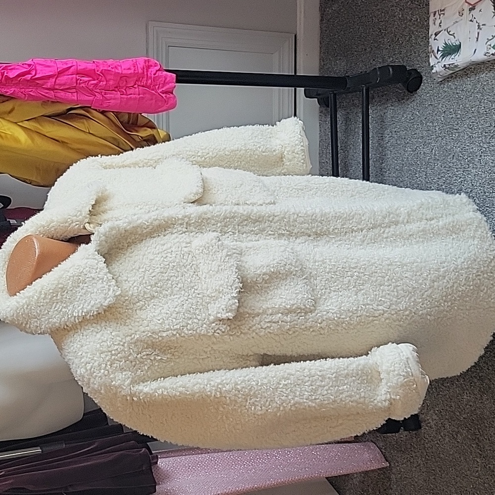 Women's Cream Sherpa Jacket